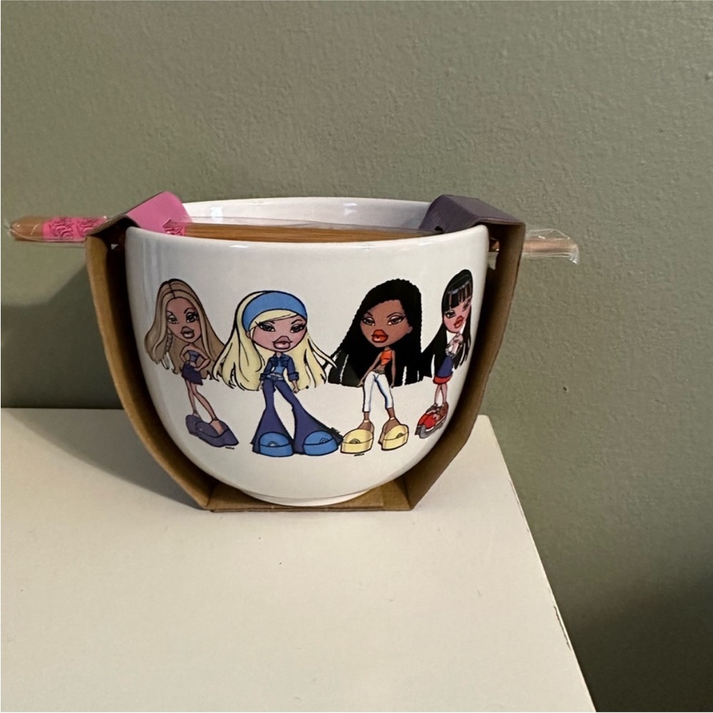 Bratz‎ ramen bowl